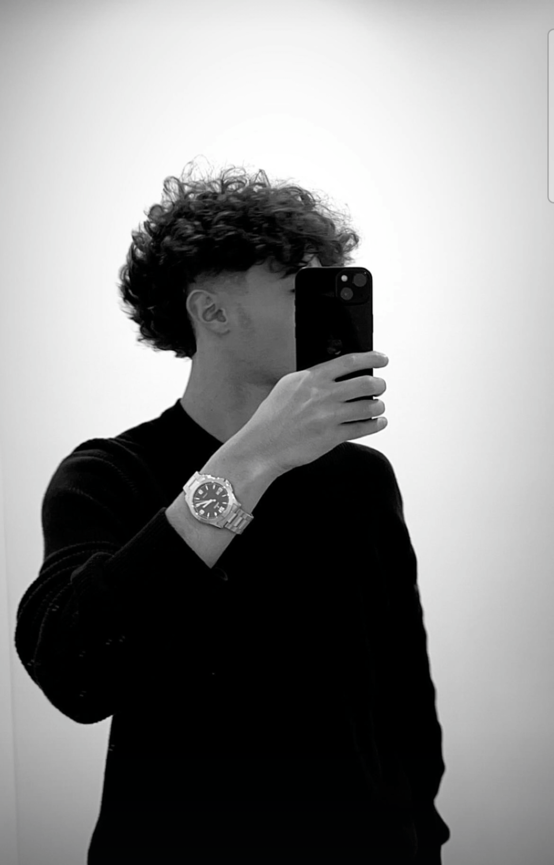 Profil de Donavan, 19 ans, rencontre mature à Le Prese