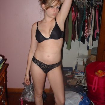 Profil de Dafina, 32 ans, rencontre mature à Rossa