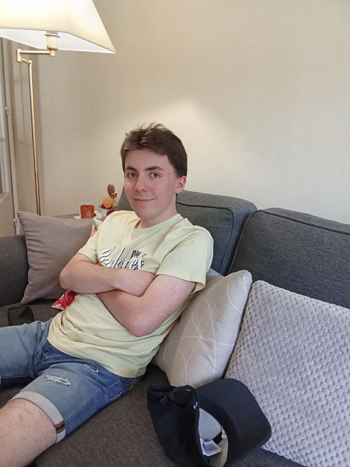 Profil de Elvio, 19 ans, rencontre mature à Montmelon