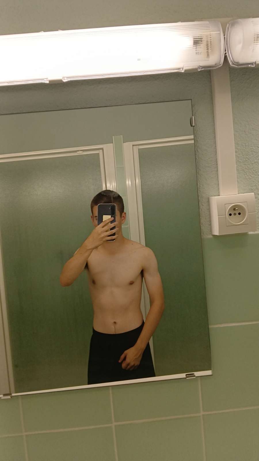 Profil de Cosmo, 19 ans, rencontre mature à S. Pietro