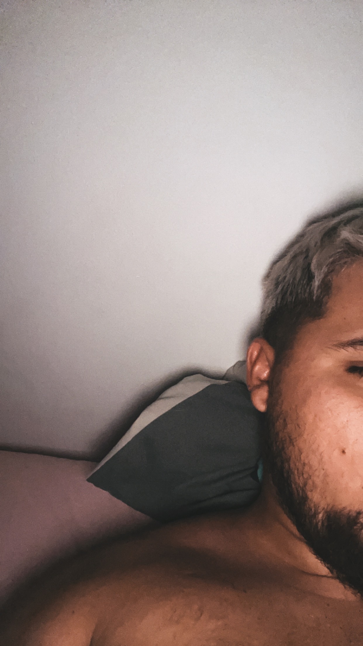 Profil de Allen, 23 ans, rencontre mature à Halten