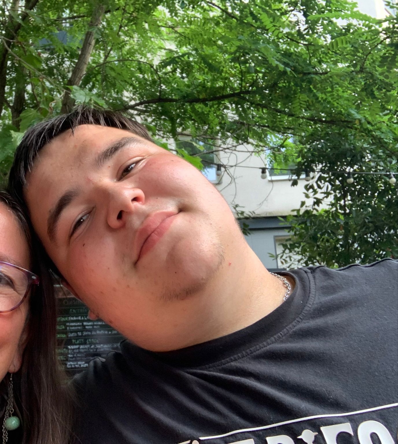 Profil de Ebubekir, 21 ans, rencontre mature à Sihlbrugg