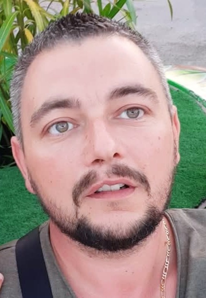 Profil de Charles-edmond, 36 ans, rencontre mature à Le Sépey