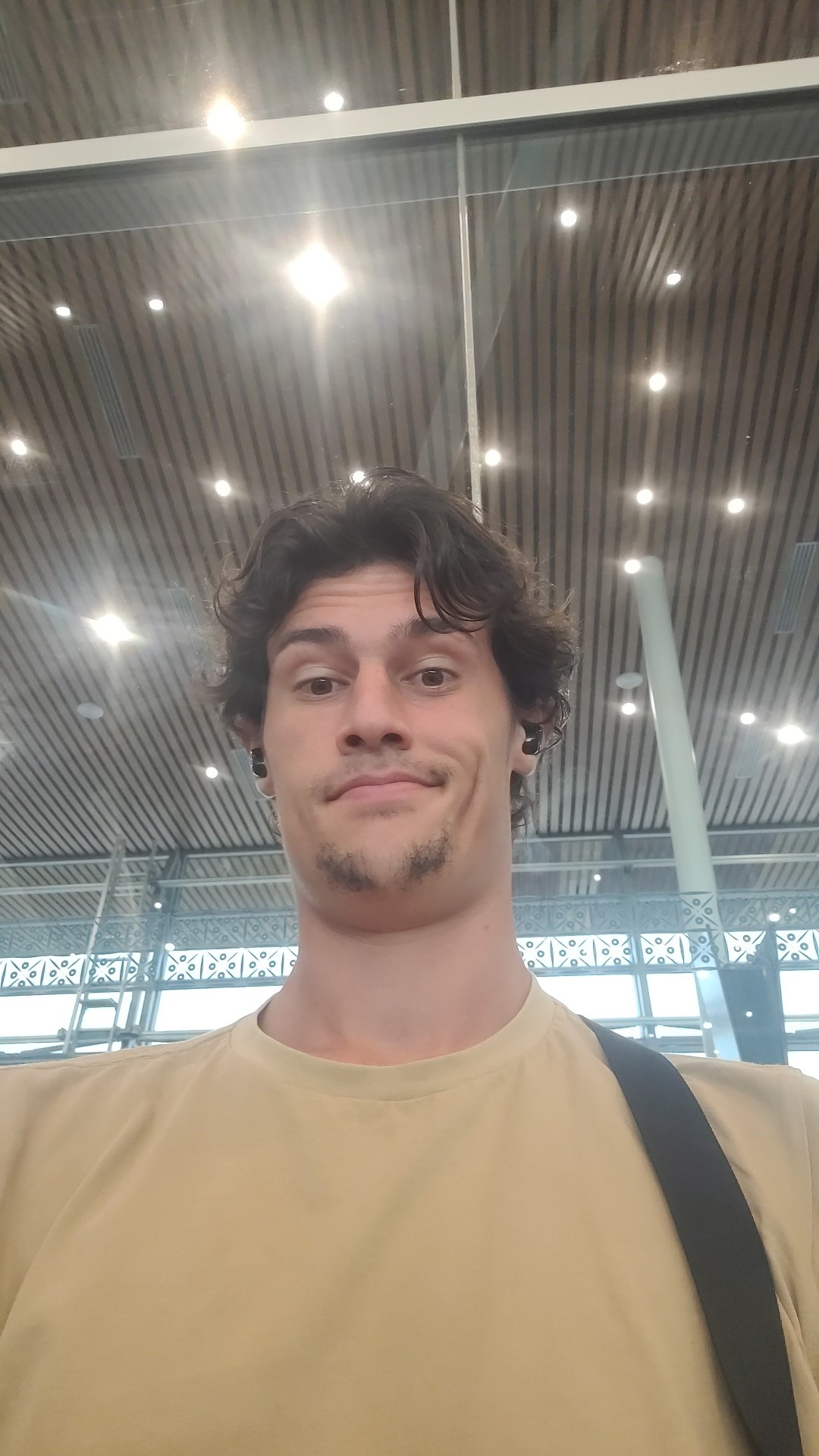 Profil de Evhan, 26 ans, rencontre mature à Saubraz