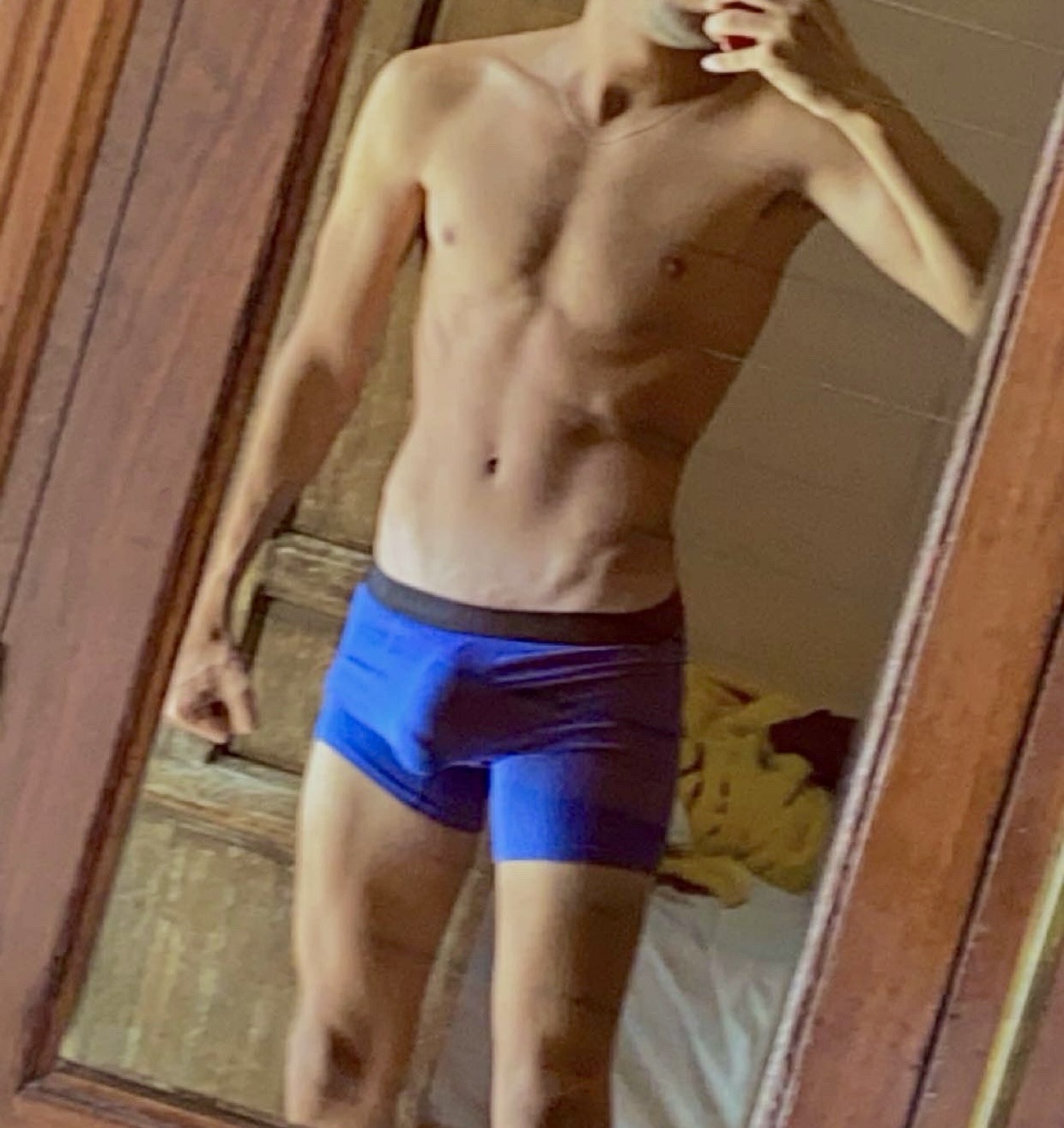 Profil de Sever, 26 ans, rencontre mature à Bisisthal
