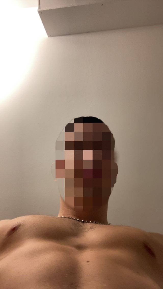 Profil de Vigo, 21 ans, rencontre mature à Founex