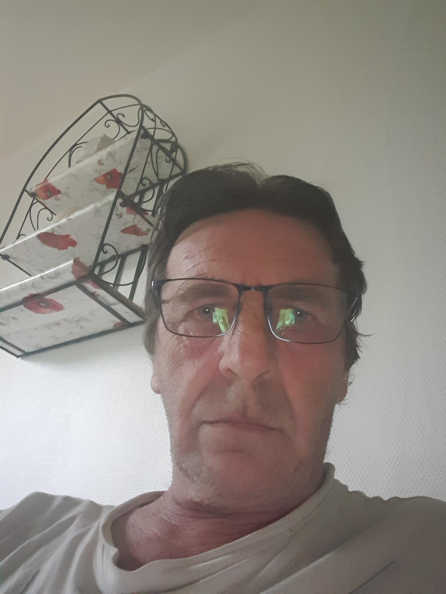 Profil de Muslum, 55 ans, rencontre mature à Bisisthal