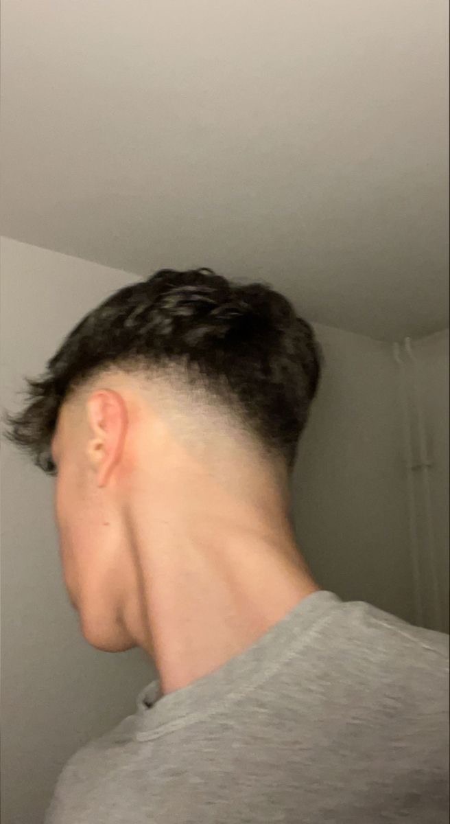 Profil de Anthonio, 22 ans, rencontre mature à Plons