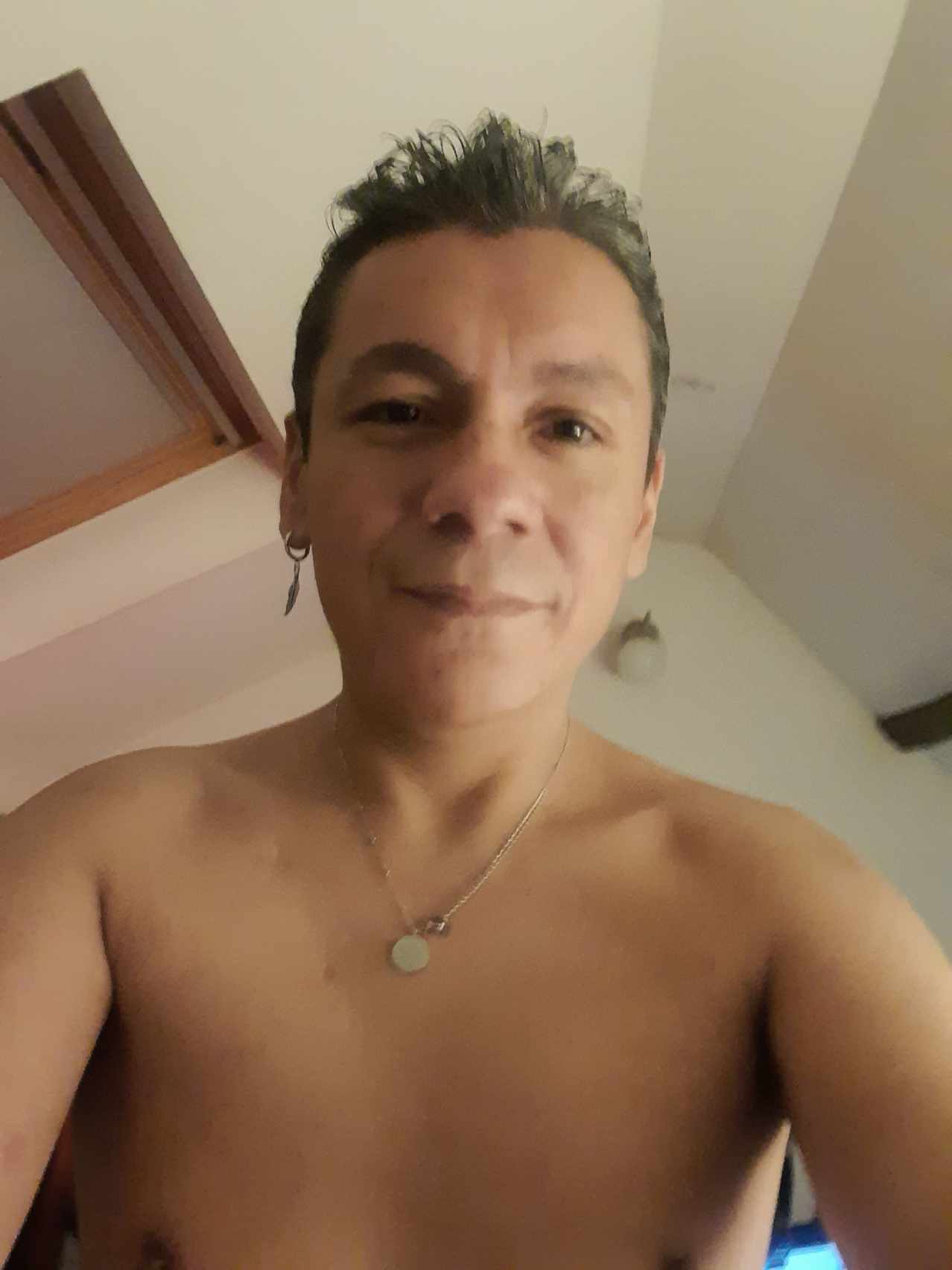 Profil de Tyson, 42 ans, rencontre mature à Surcasti