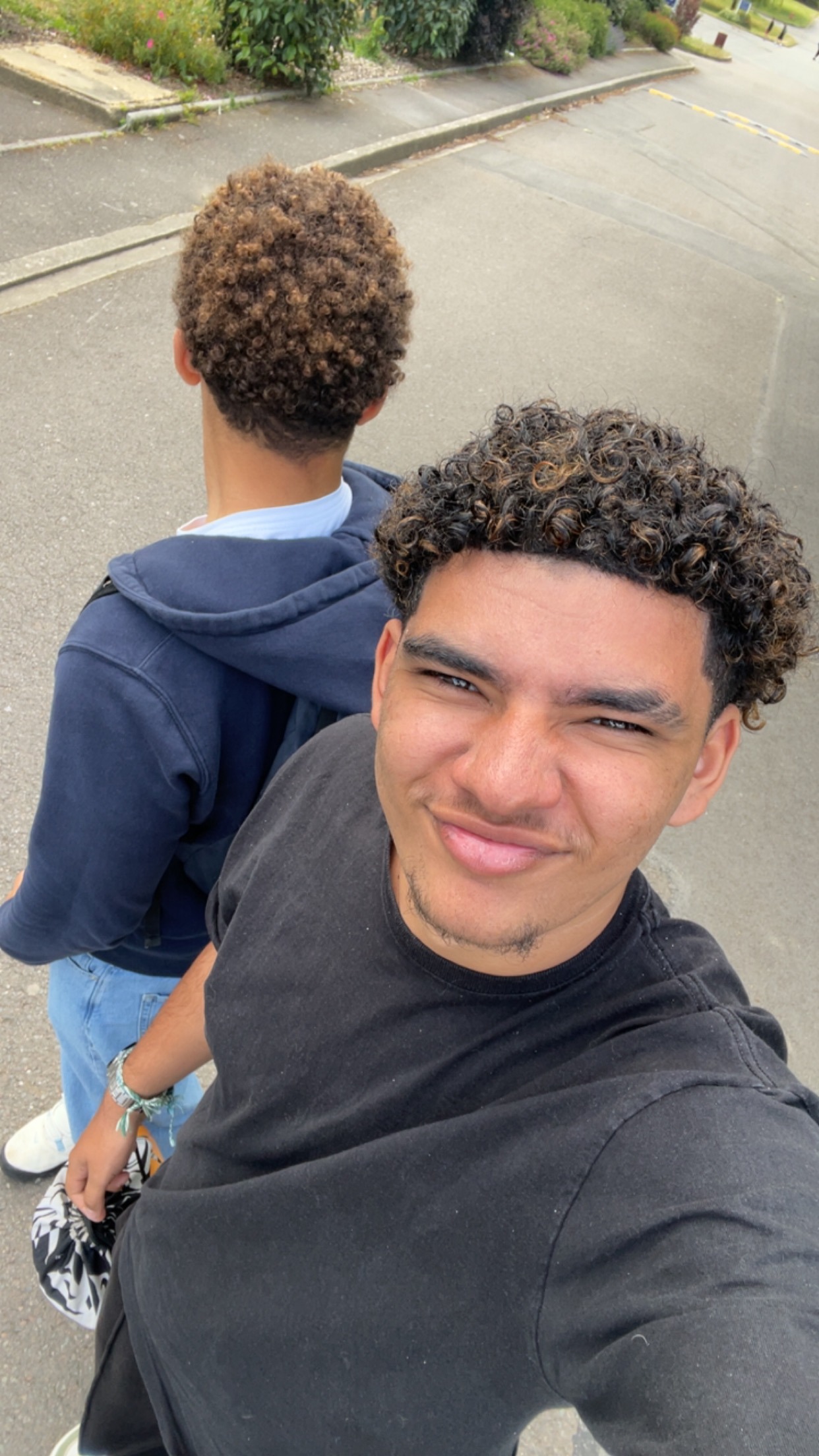 Profil de Raffaello, 20 ans, rencontre mature à Parsonz