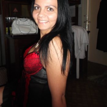 Profil de Lenna, 35 ans, rencontre mature à Brittern