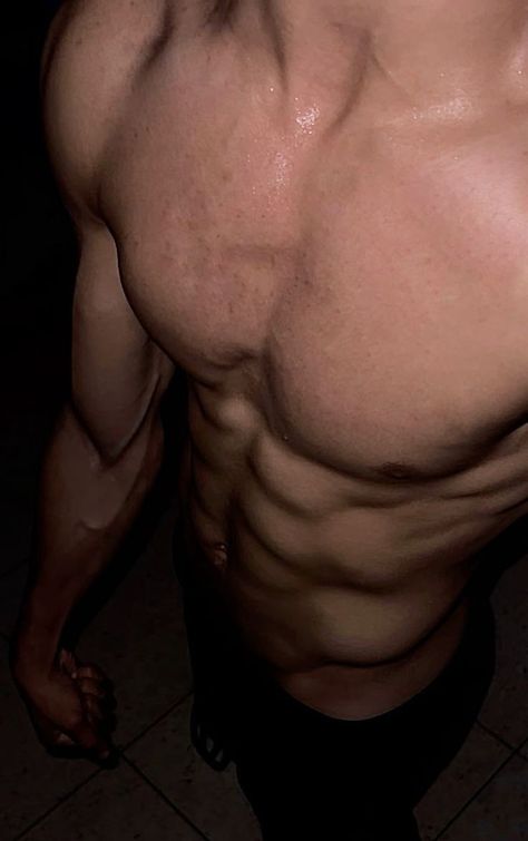 Profil de Roméo, 19 ans, rencontre mature à Flüh