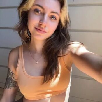 Profil de Brianne, 27 ans, rencontre mature à Romairon