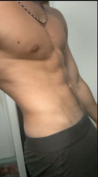 Profil de Fily, 20 ans, rencontre mature à Stilli