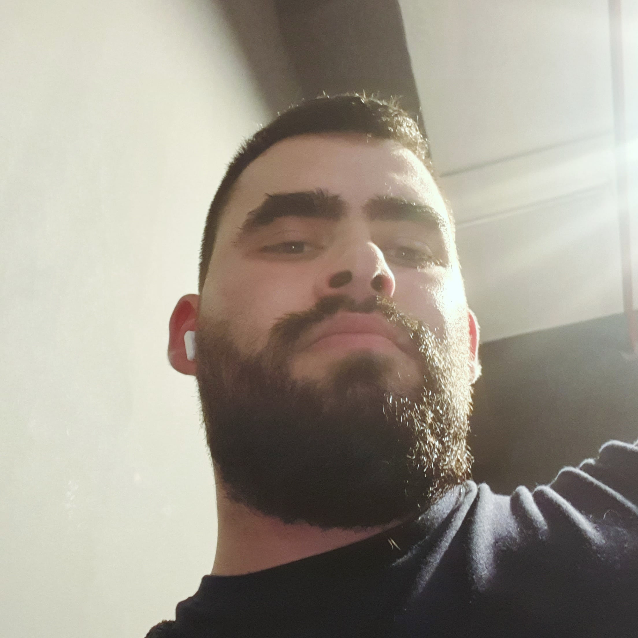 Profil de Ouri, 29 ans, rencontre mature à Oggio