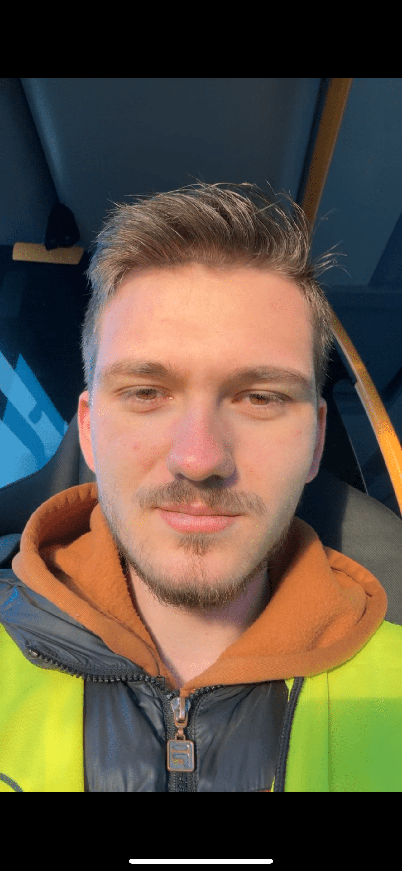 Profil de Lucciano, 22 ans, rencontre mature à Bisisthal