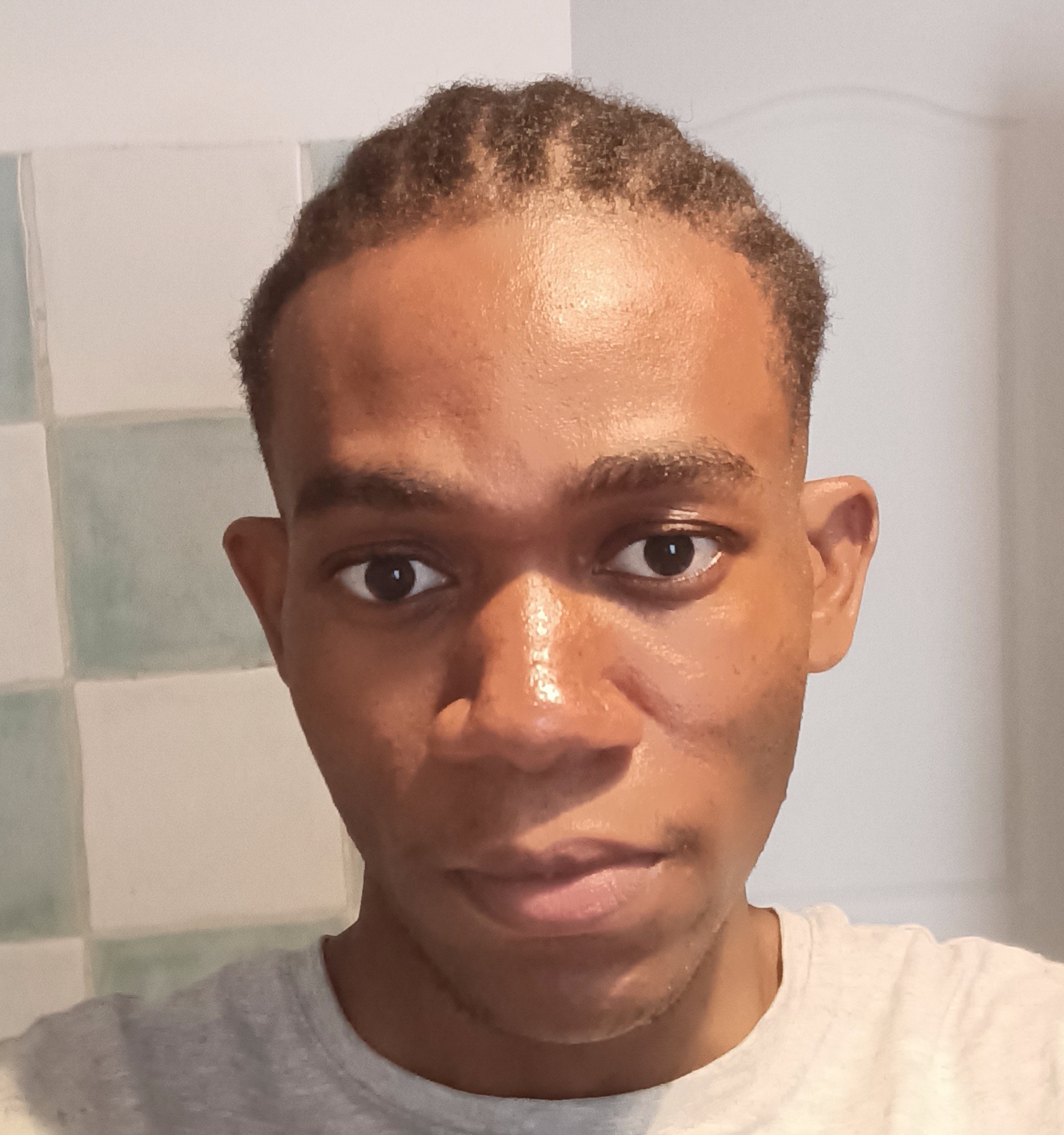 Profil de Ouriel, 22 ans, rencontre mature à Cugnasco