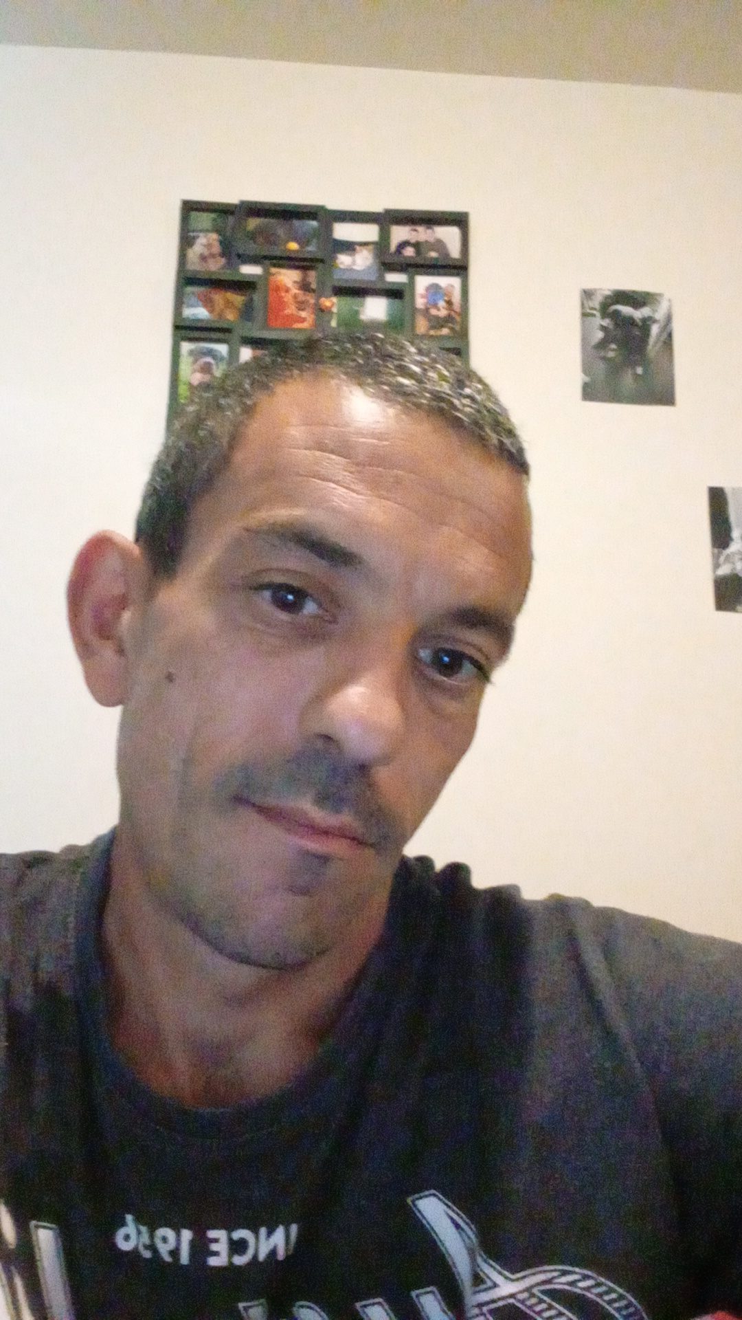 Profil de Akan, 40 ans, rencontre mature à Sisikon