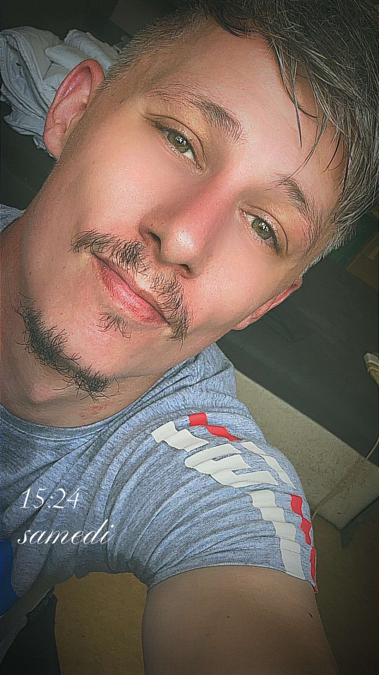 Profil de Jean-axel, 33 ans, rencontre mature à Hintermoos
