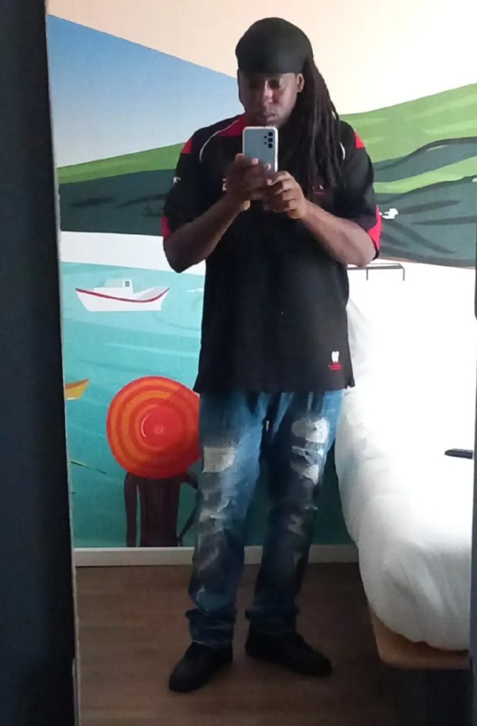 Profil de Jean-edmond, 43 ans, rencontre mature à Rossa