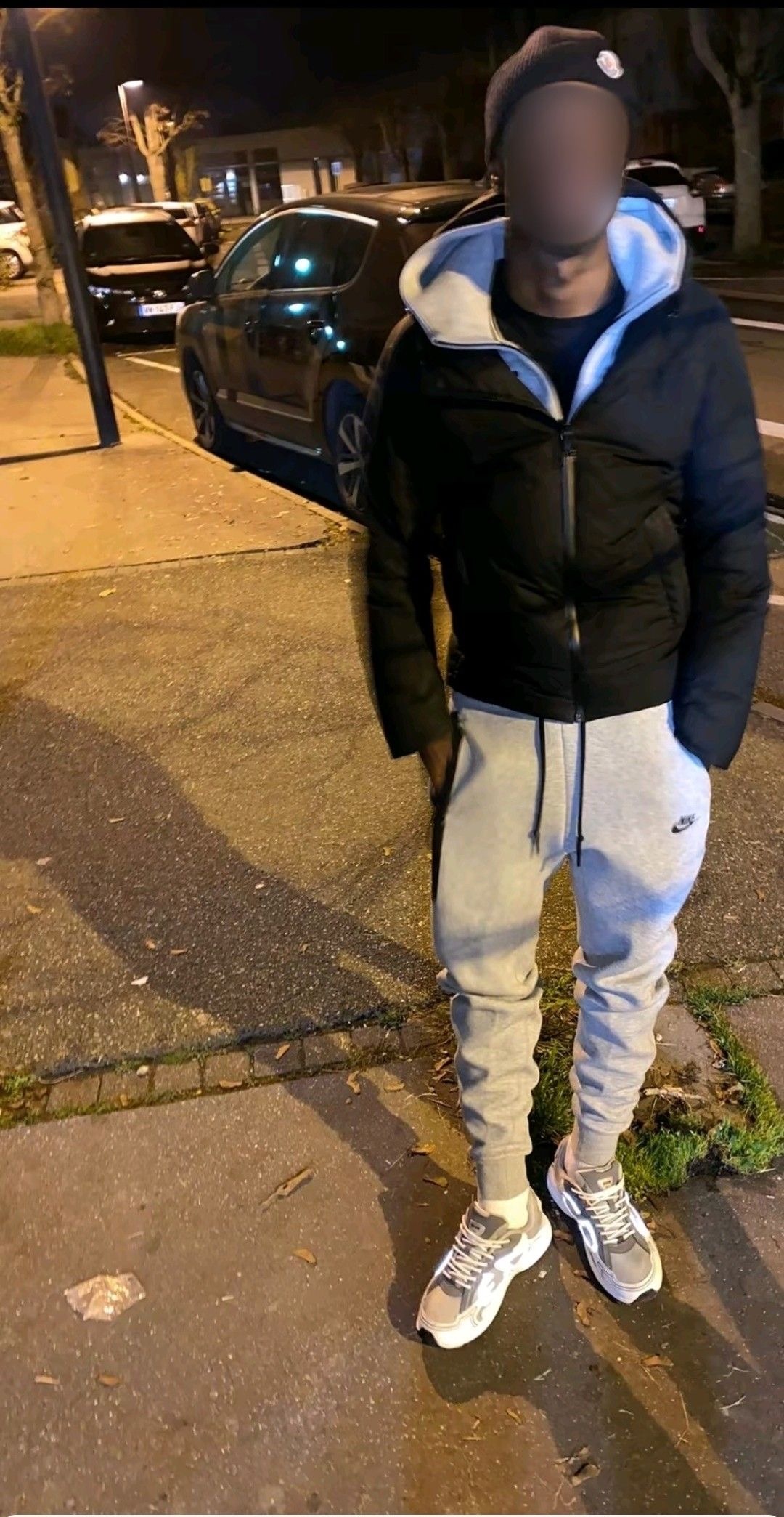 Profil de Esat, 20 ans, rencontre mature à Russy