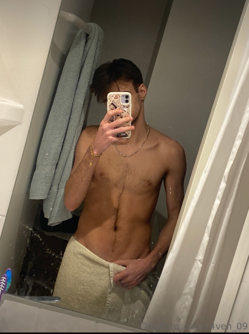 Profil de Djani, 21 ans, rencontre mature à Seftigen