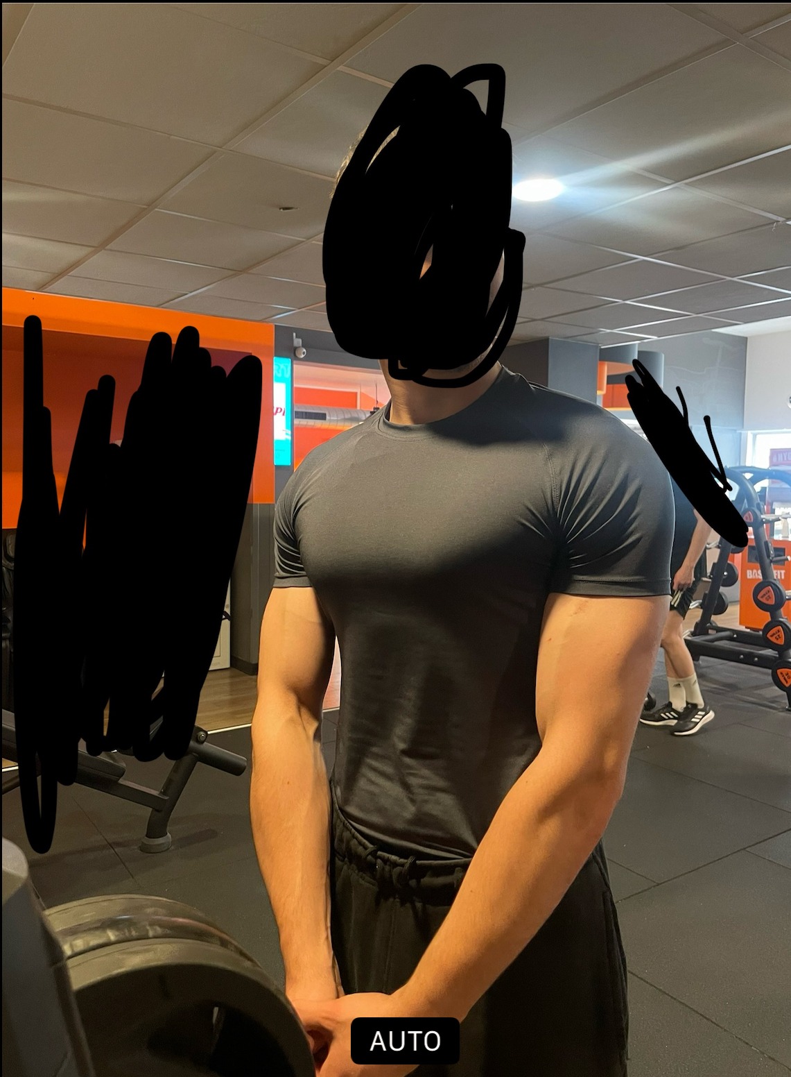 Profil de Aristote, 18 ans, rencontre mature à Saubraz