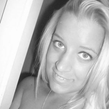 Profil de Asmine, 28 ans, rencontre mature à Saubraz