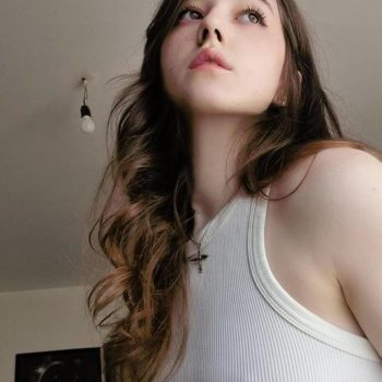 Profil de Souriya, 20 ans, rencontre mature à Arnex-sur-Orbe