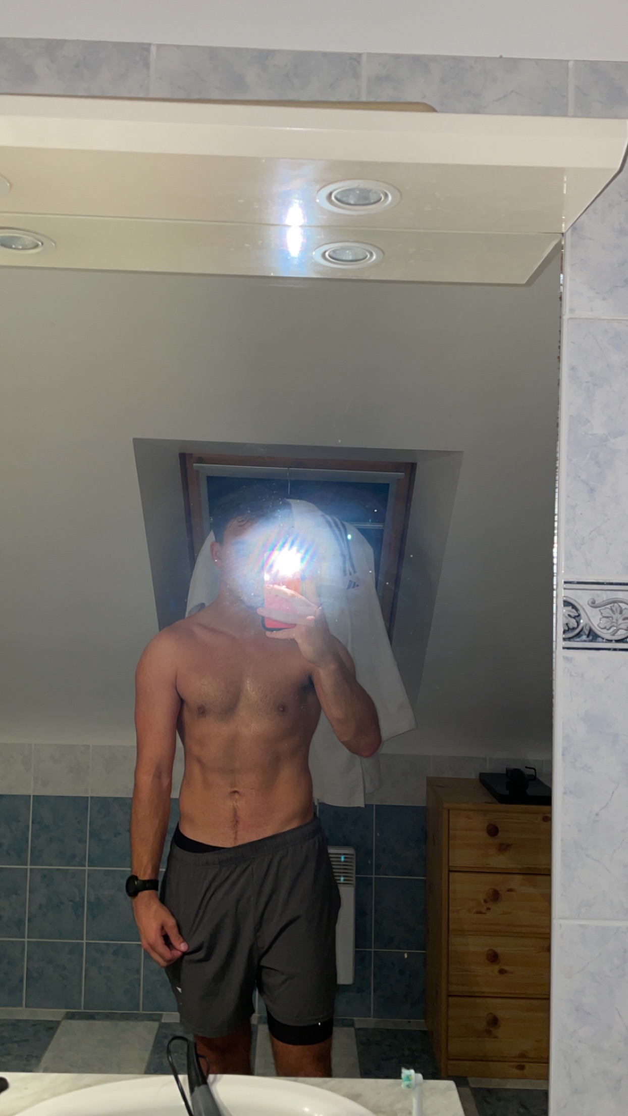 Profil de Rhyan, 23 ans, rencontre mature à Arolla