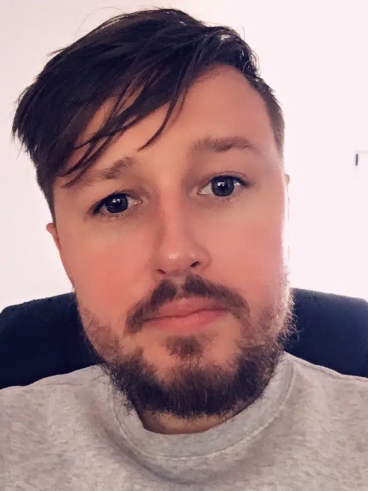 Profil de Palmyr, 34 ans, rencontre mature à Oberburg