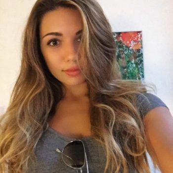 Profil de Aurela, 21 ans, rencontre mature à Worb