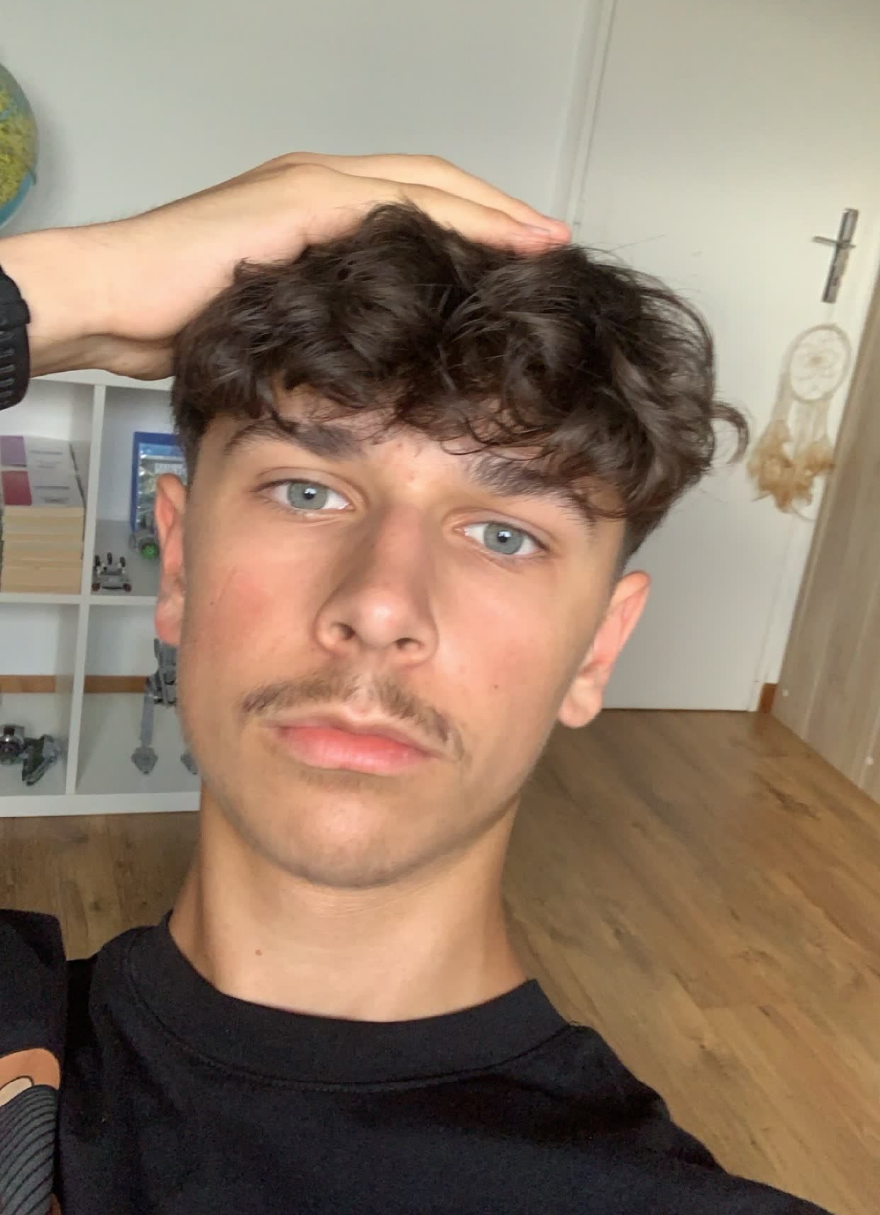 Profil de Mahidine, 20 ans, rencontre mature à Venthône