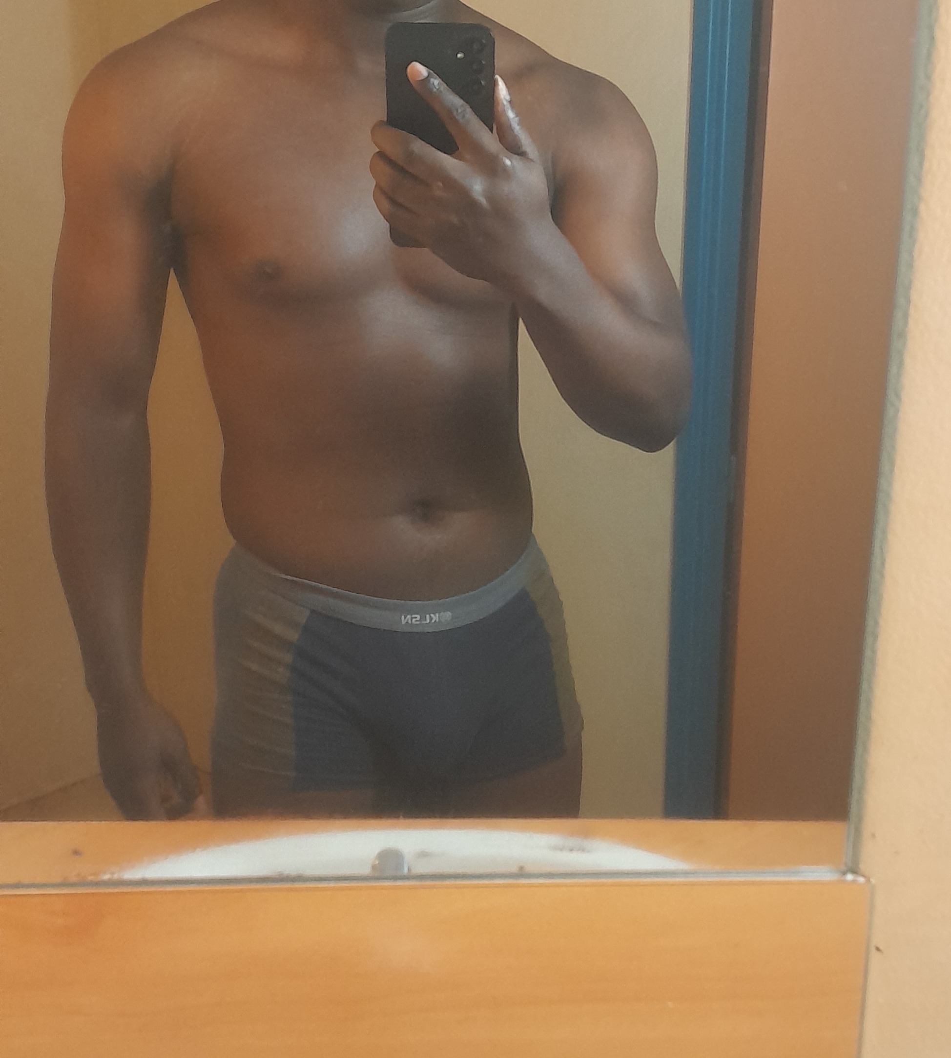 Profil de Brahem, 22 ans, rencontre mature à Vionnaz