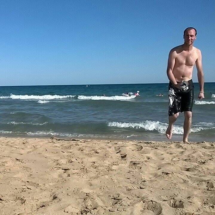 Profil de Enael, 45 ans, rencontre mature à Val-d'Illiez