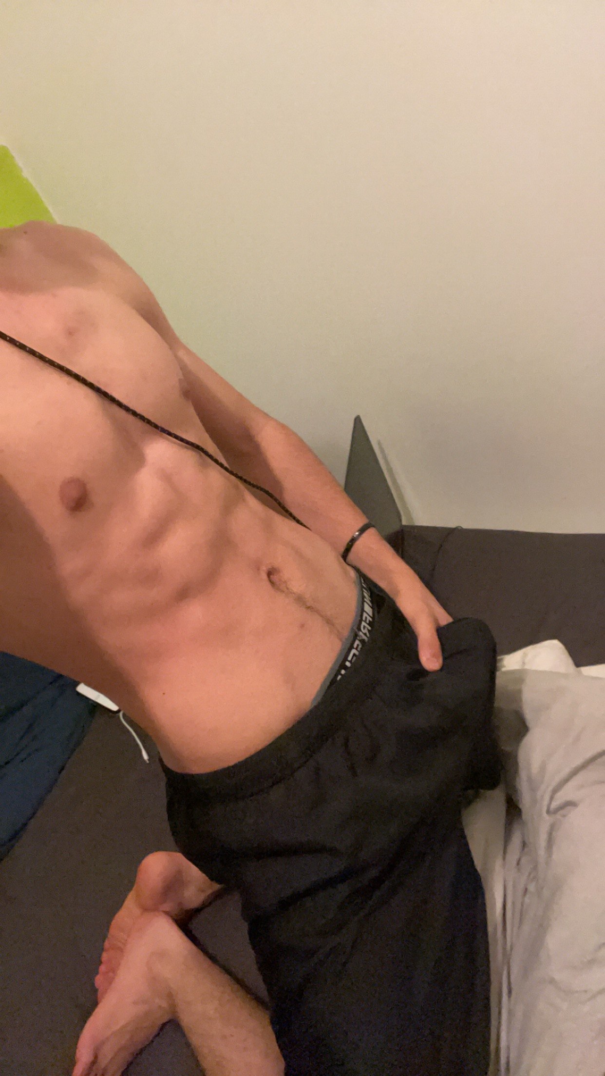 Profil de Mica, 21 ans, rencontre mature à Malans GR