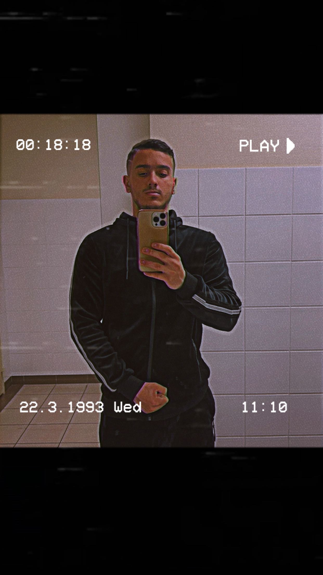 Profil de Timour, 20 ans, rencontre mature à Hintermoos