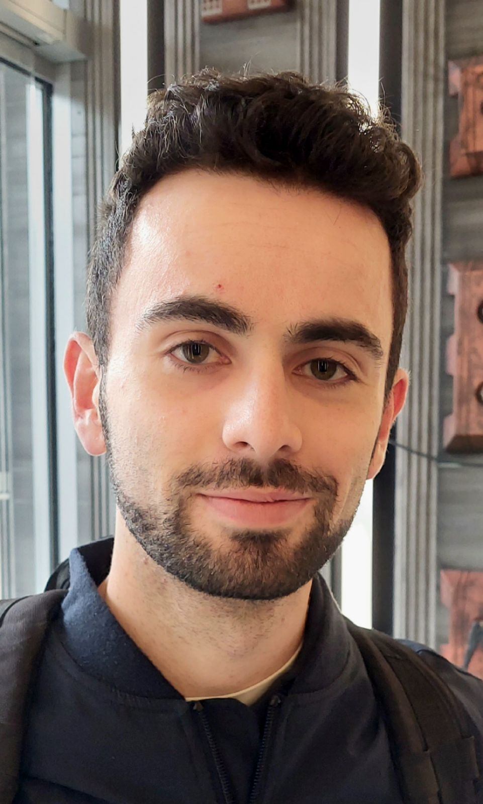 Profil de Vital, 24 ans, rencontre mature à Avers