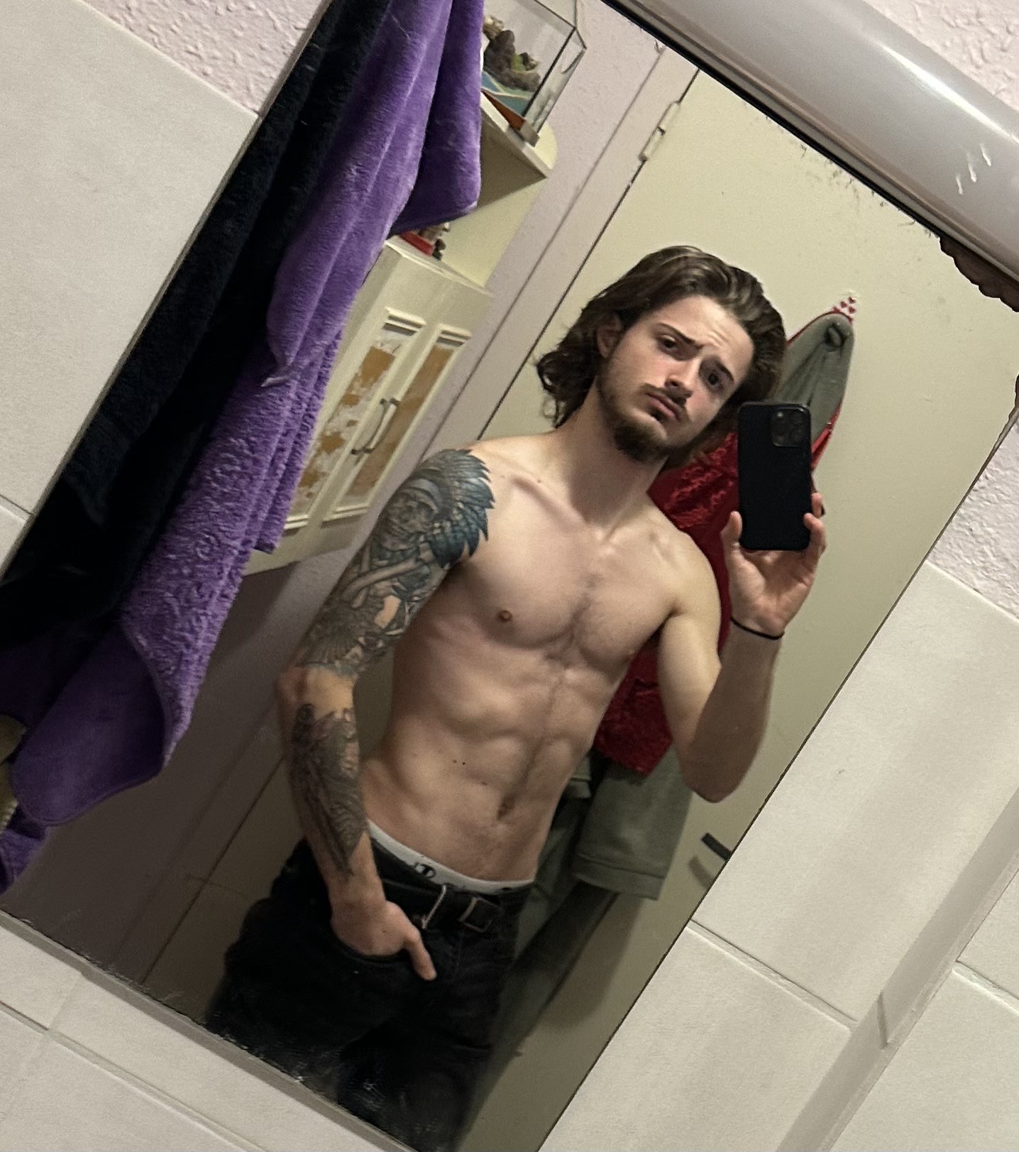 Profil de Troy, 31 ans, rencontre mature à Les Reussilles