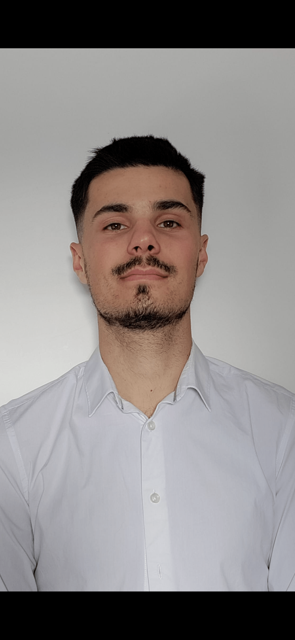 Profil de Massamba, 25 ans, rencontre mature à Bévilard