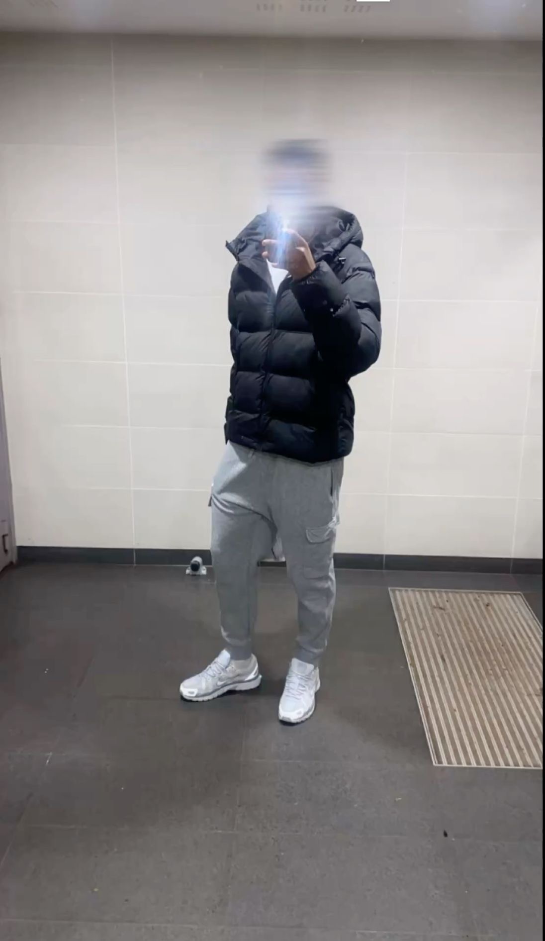 Profil de Yilmaz, 19 ans, rencontre mature à Stilli