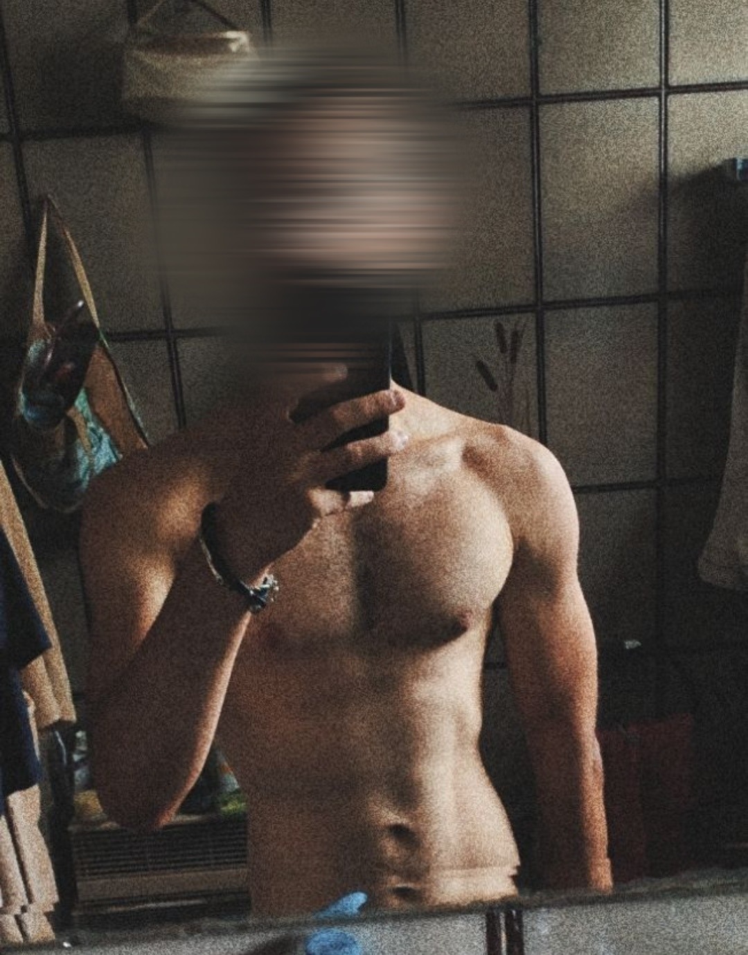 Profil de Reinald, 25 ans, rencontre mature à Biglen