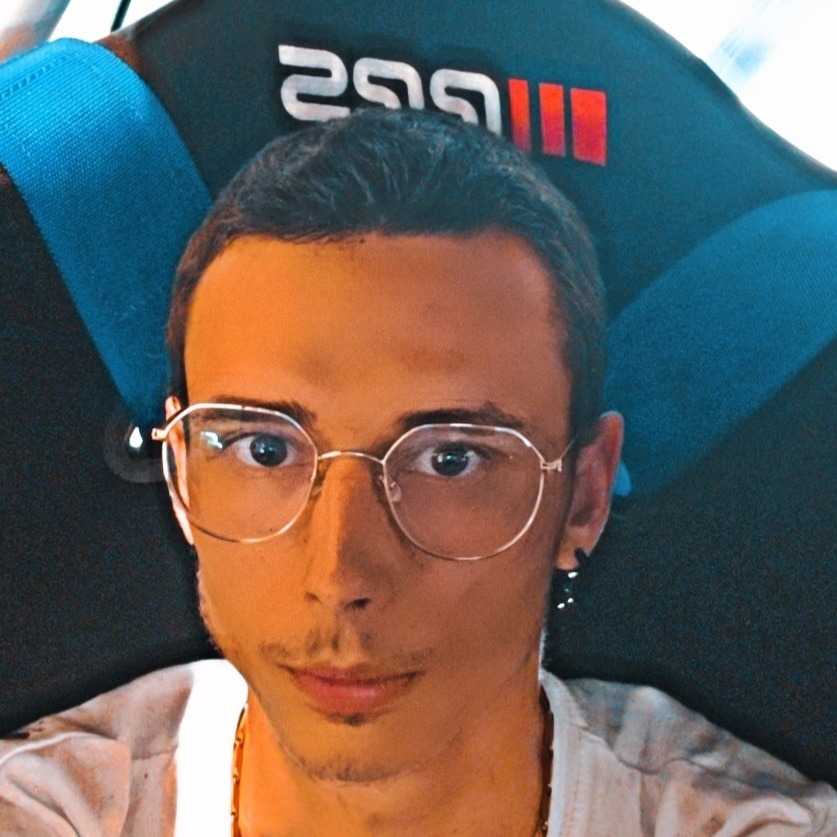 Profil de Halit, 22 ans, rencontre mature à Dardin